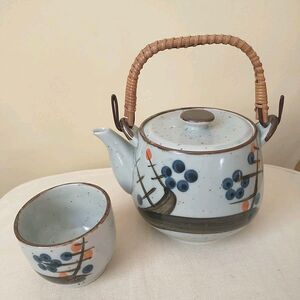 Vtg Japanese Teapot Tea Cup Set Handpainted Blue Floral Wicker Handle Kyusu